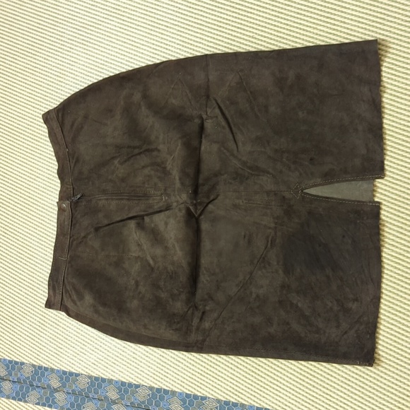 Vintage leather skirt - Picture 2 of 8